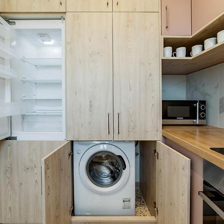 HoneyBee Apartment Athene Buitenkant foto