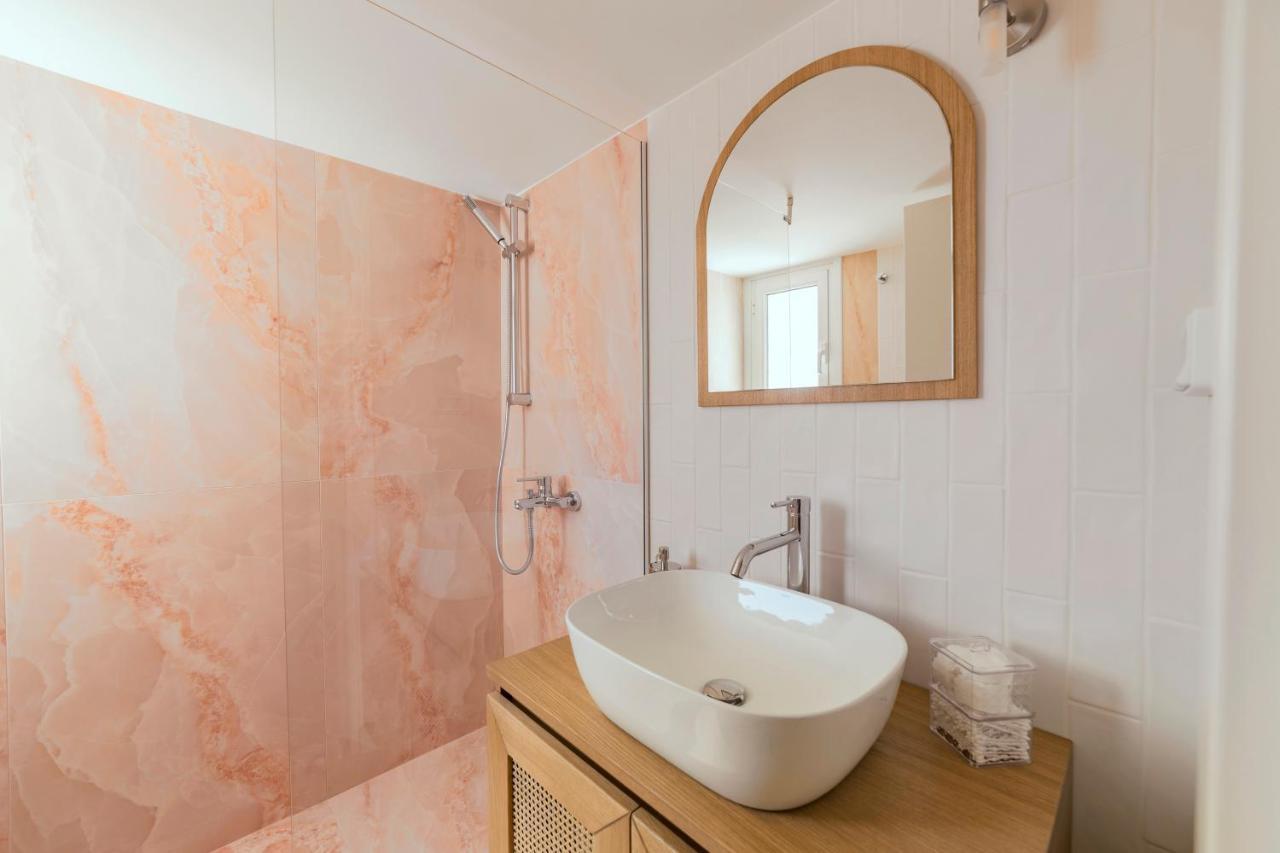 HoneyBee Apartment Athene Buitenkant foto